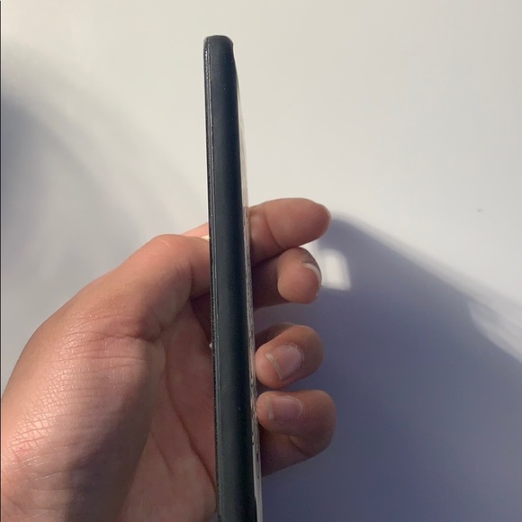 iPod touch case - Picture 4 of 6